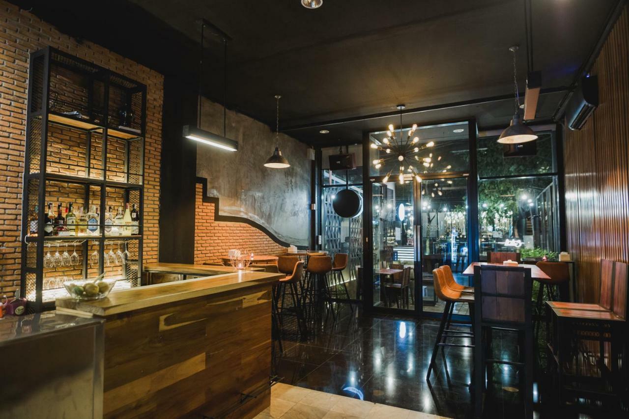 No.9 Hostel & Cafe Chiang Mai Eksteriør billede